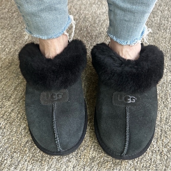 UGG Black Suede Slippers Women’s Size 9 - Picture 2 of 7